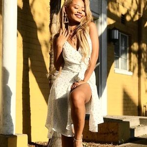 Polka Dotted Chiffon Flow white